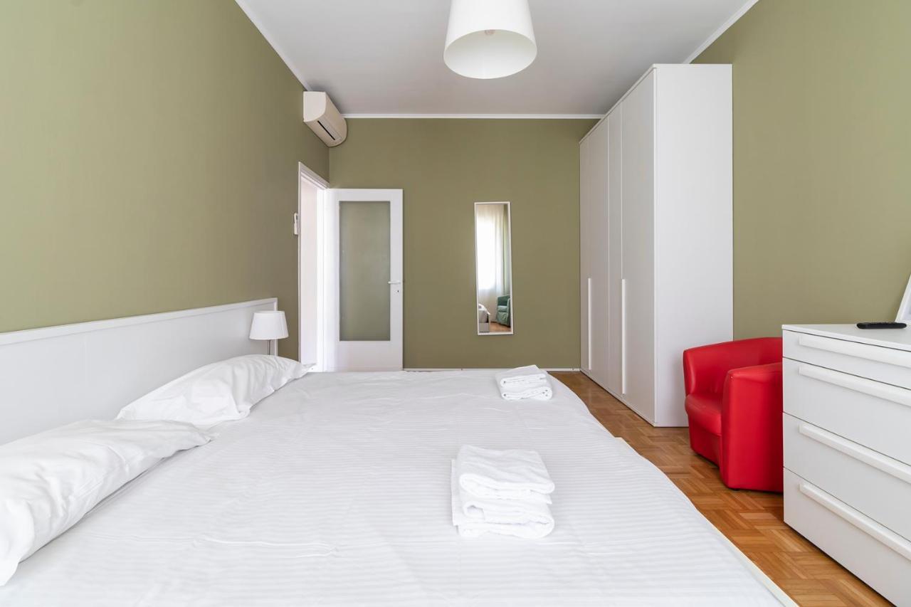 Altido Trendy Flat With Balcony, Easy Access To Milan Centre Apartment Exterior foto